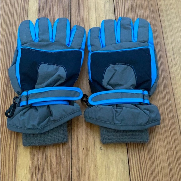 boys winter gloves